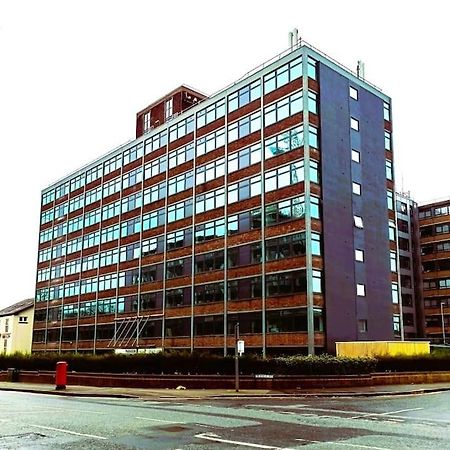 Modern One Bedroom Apartment Near Old Trafford Stadium Manchester Exterior foto